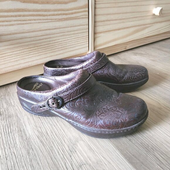 Dansko Brown Floral Slip On Clogs Mules Size 39 US 8.5-9 Comfort Nurse Shoes - Picture 1 of 11
